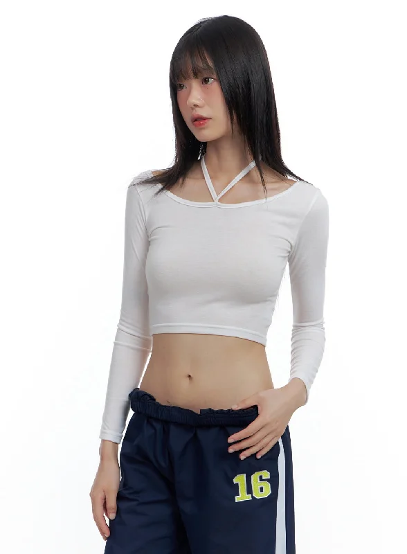 Slim Fit Solid Halter Crop Tee CS419